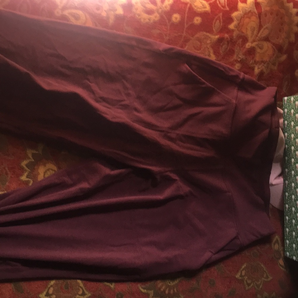 Lululemon align crop jogger - ***COLOR is Wine/Burgundy***